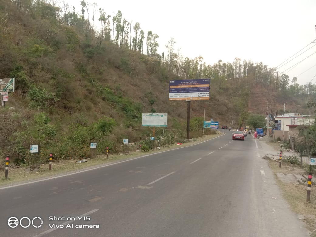 Unipole in Maldevta Road, Dehradun