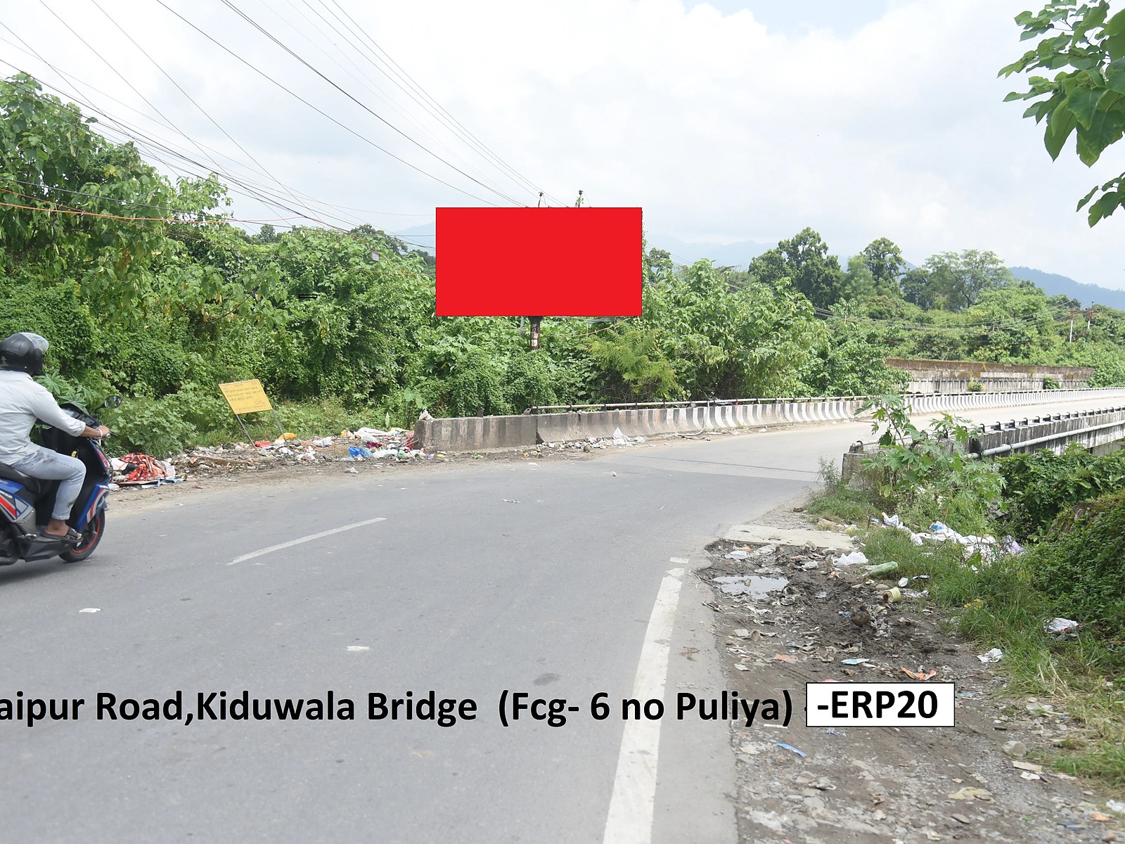 Unipole in Raipur Road, Dehradun