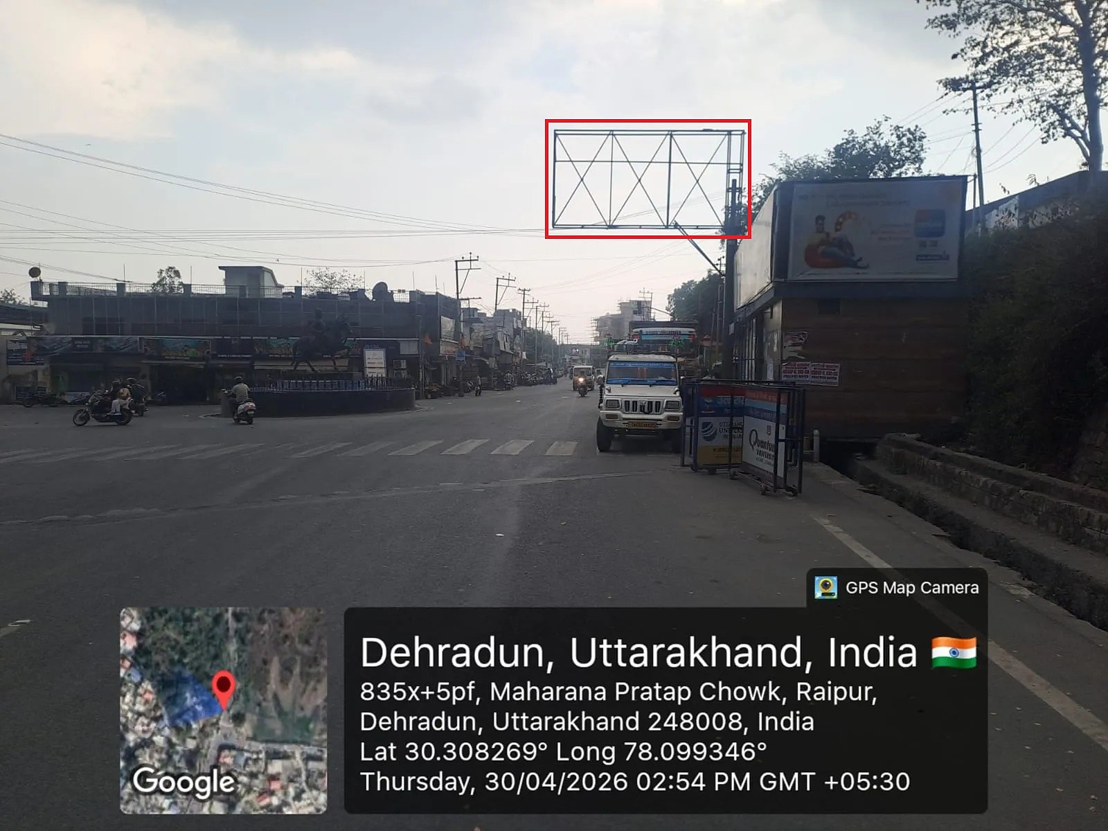Unipole in Raipur Road, Dehradun