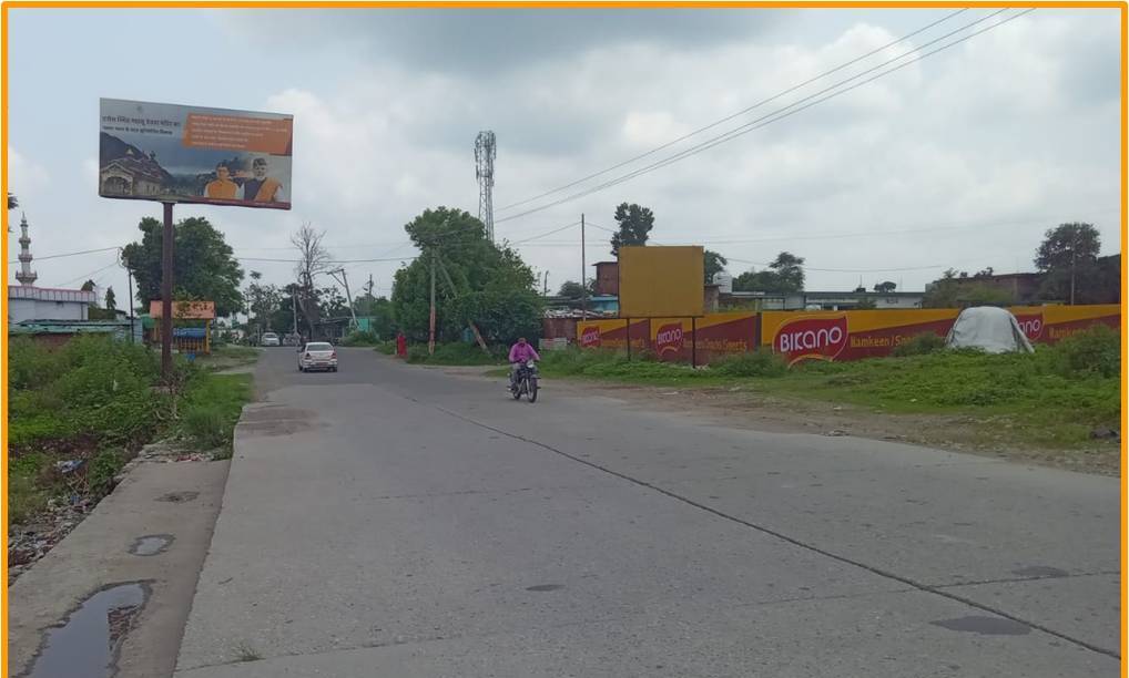 Unipole in Shimla Bypass Road, Dehradun