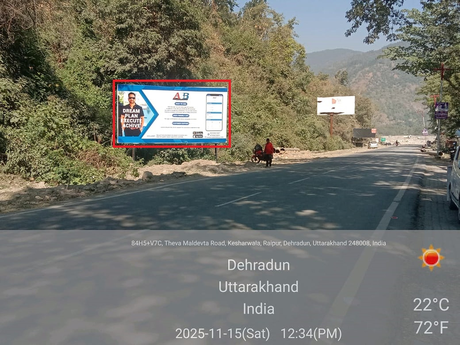 Hoarding in Maldevta Road, Dehradun