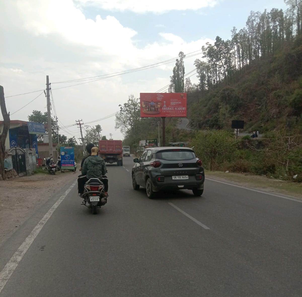 Unipole in Maldevta Road, Dehradun